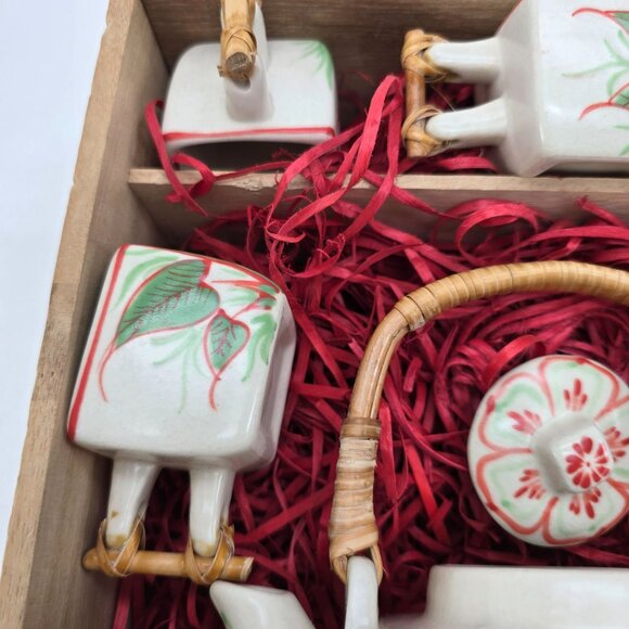 Vintage Ceramic Teapot Set Floral Dragonfly Design With Bamboo Handle je172 - Picture 5 of 16